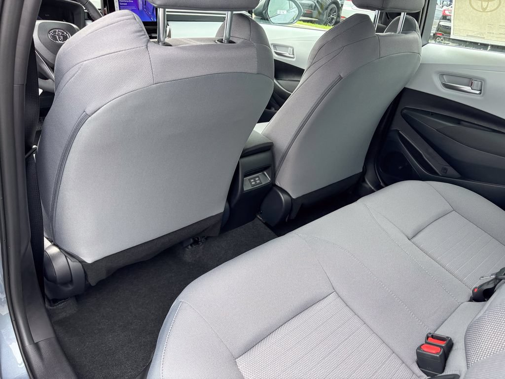 New 2026 Toyota Corolla SE FWD image 34