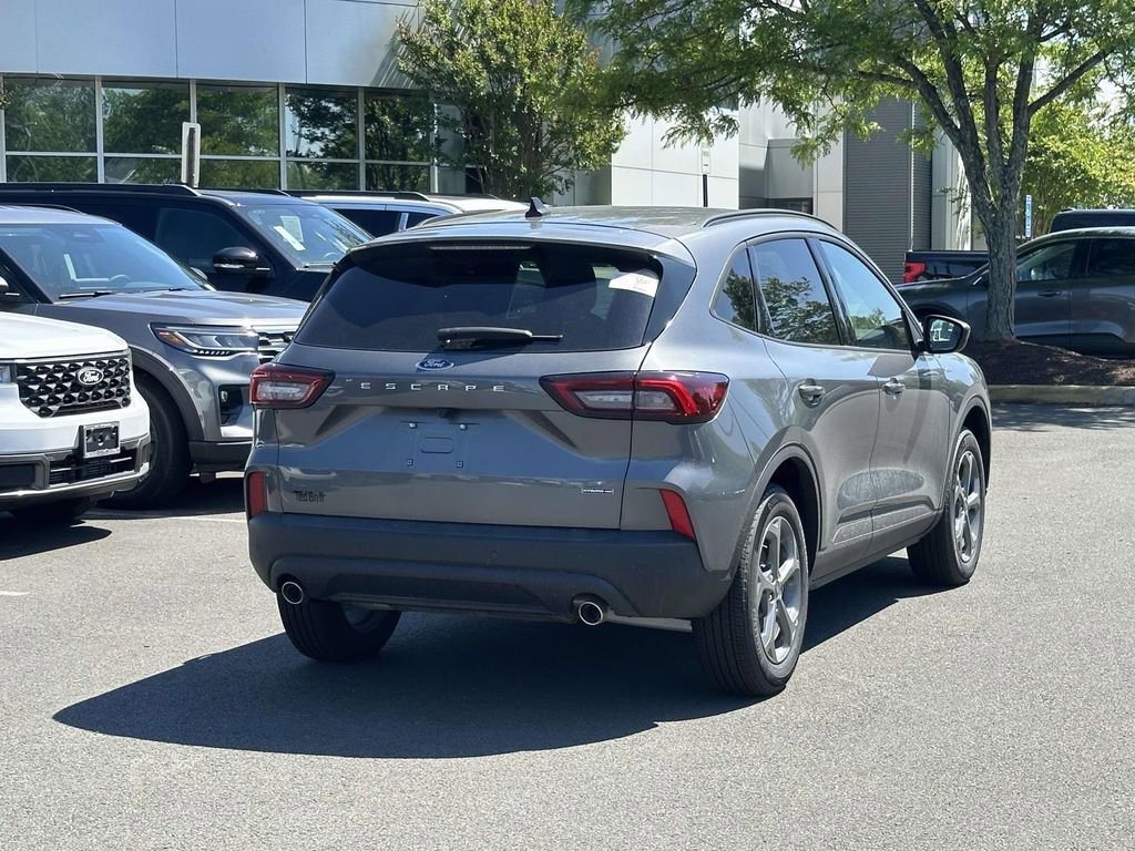 New 2026 Ford Escape ST-Line Select w/ Tech Pack #1 AWD/4WD image 3
