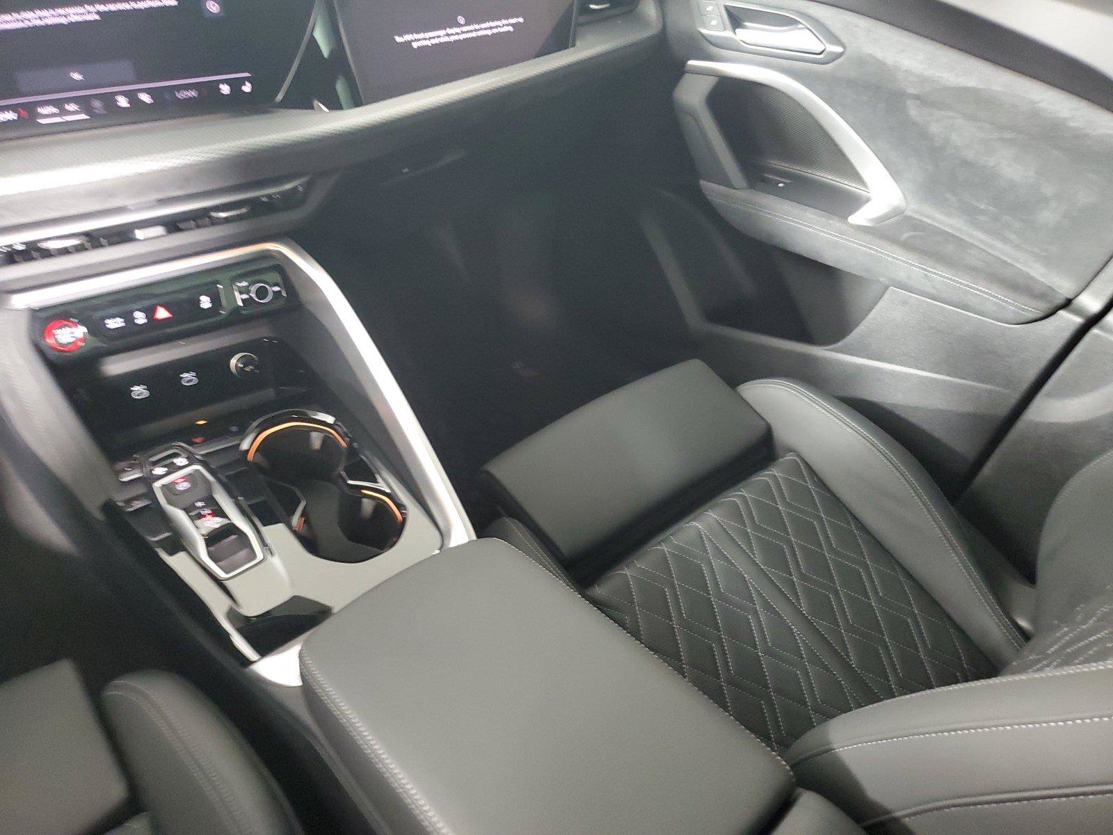 Used 2025 Audi SQ5 Prestige AWD/4WD image 15