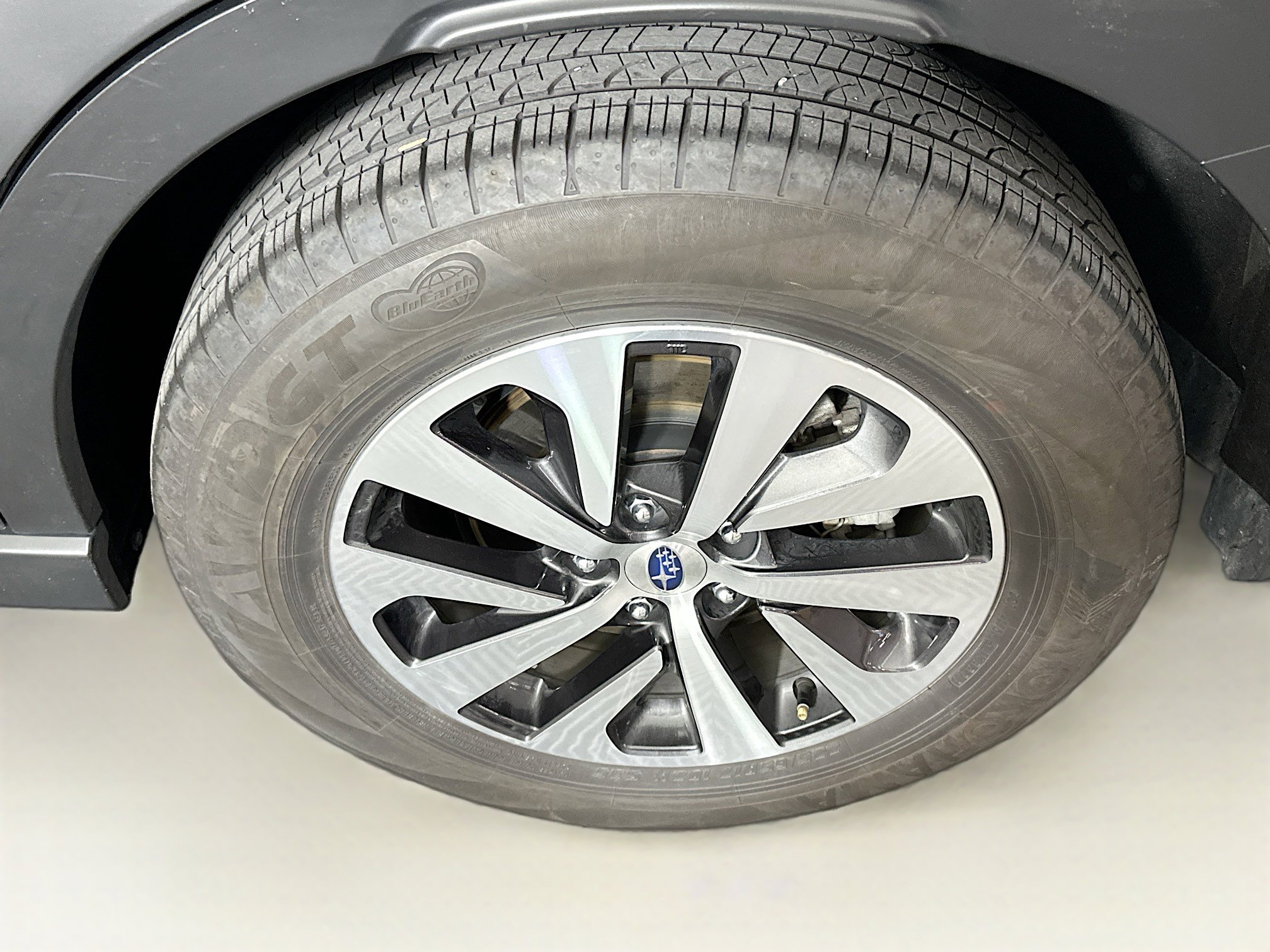 Used 2025 Subaru Outback Premium image 11