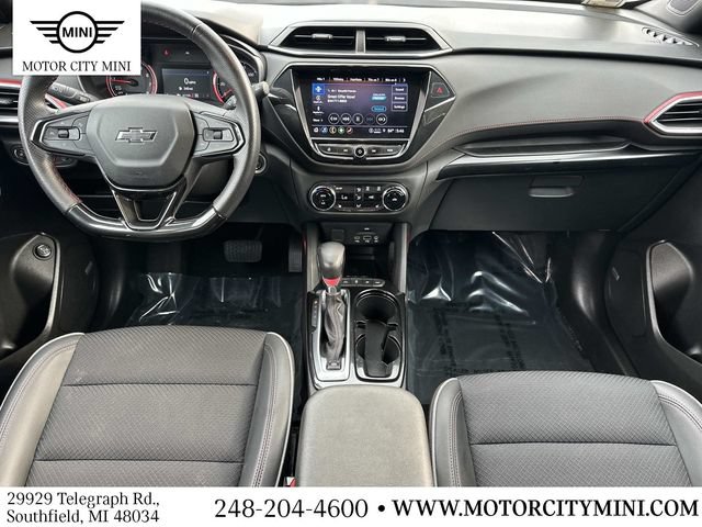 Used 2021 Chevrolet TrailBlazer RS w/ Sun and Liftgate Package AWD/4WD image 16