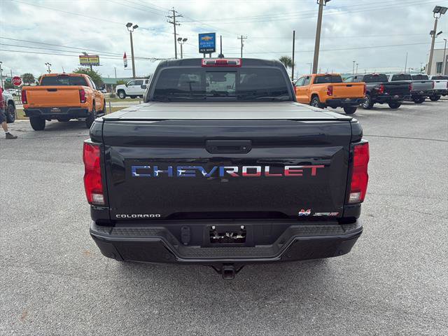 Used 2024 Chevrolet Colorado ZR2 w/ ZR2 Convenience Package III AWD/4WD image 6