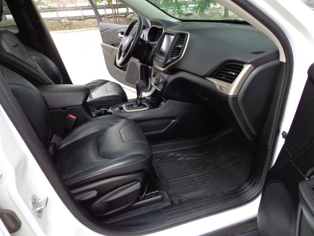 Used 2016 Jeep Cherokee High Altitude w/ Technology Group image 18