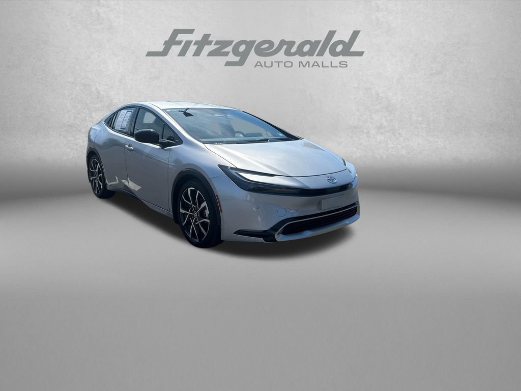 Used 2024 Toyota Prius Prime image 3