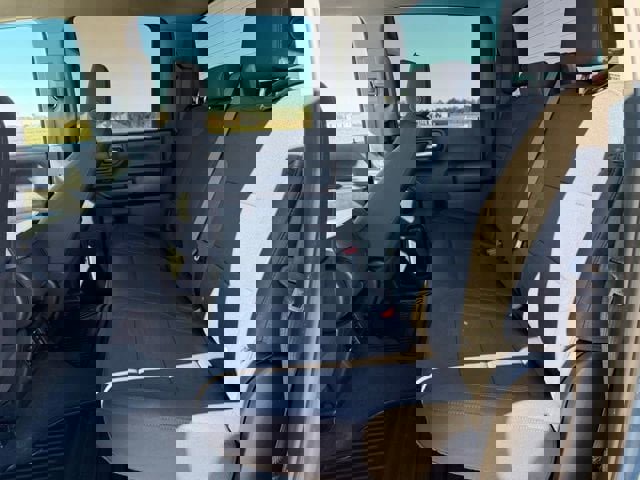 Used 2025 Chevrolet Silverado 2500 Custom w/ Custom Value Package image 13