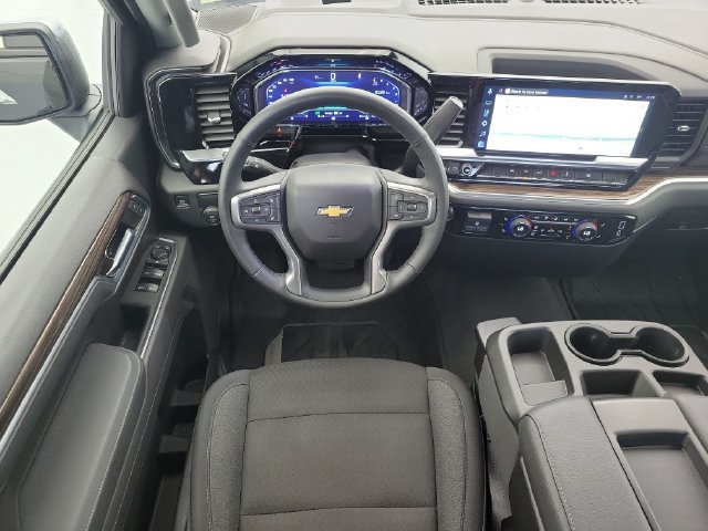 Used 2025 Chevrolet Silverado 1500 LT RWD image 15