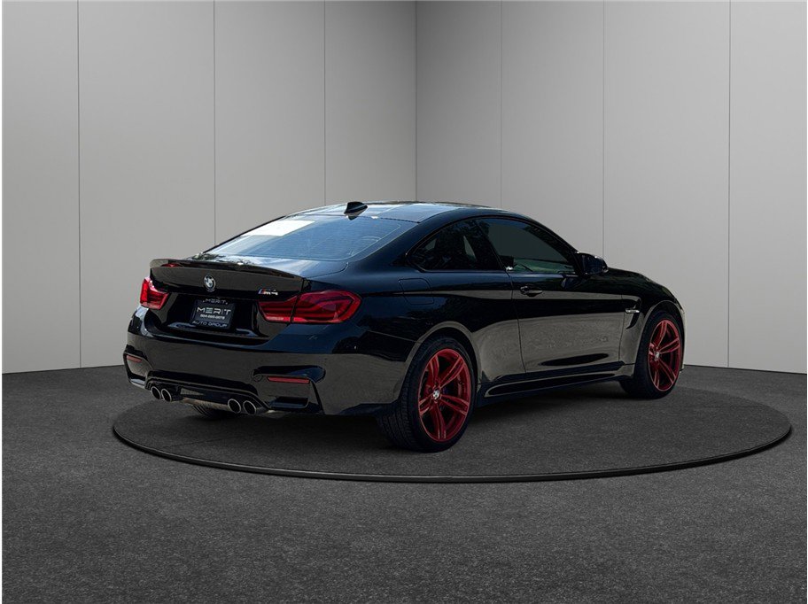 Used 2018 BMW M4 Coupe image 9