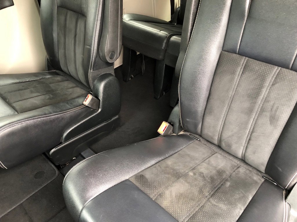 Used 2017 Dodge Grand Caravan SXT image 22