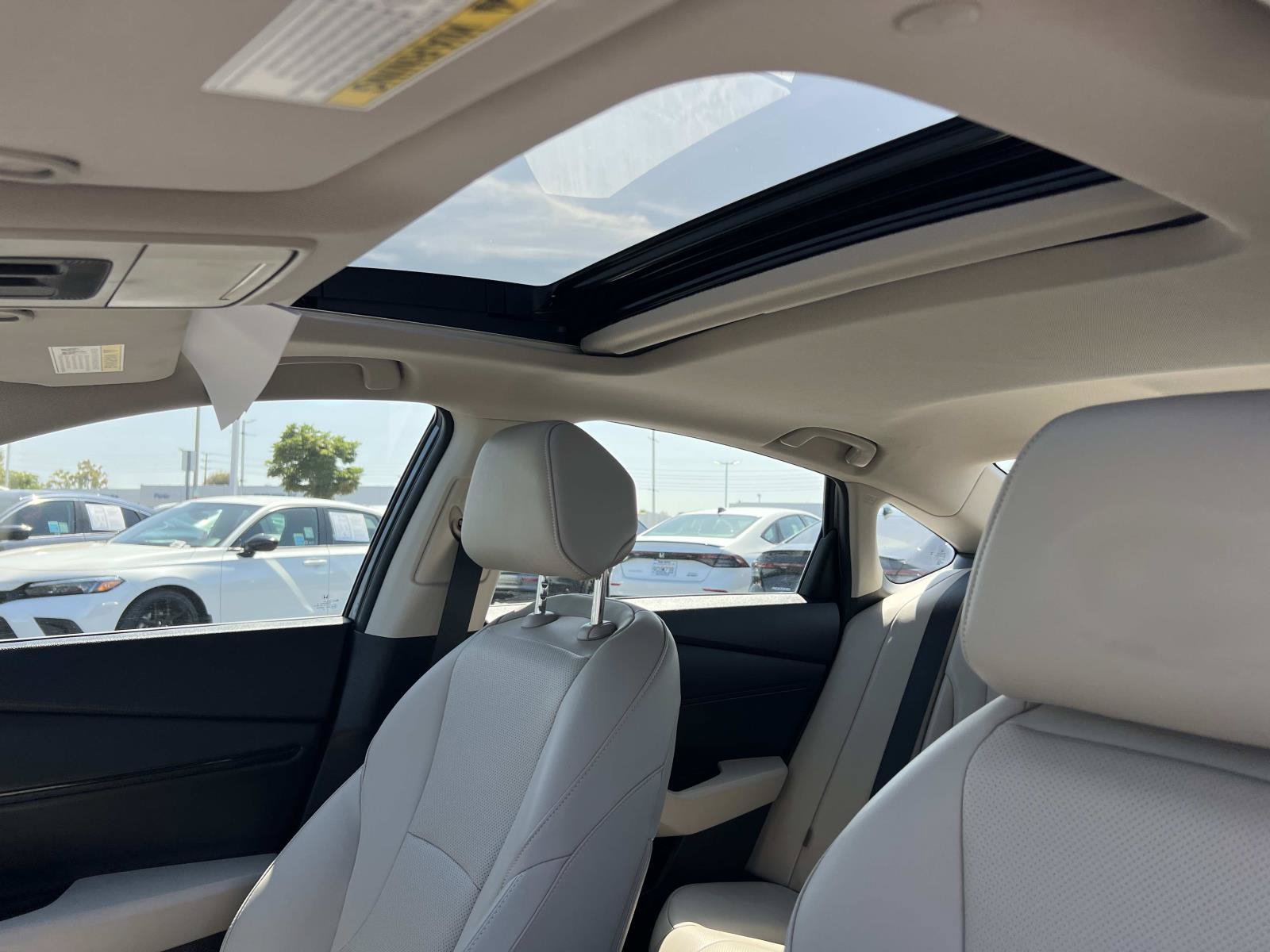 Used 2023 Honda Accord EX-L image 19