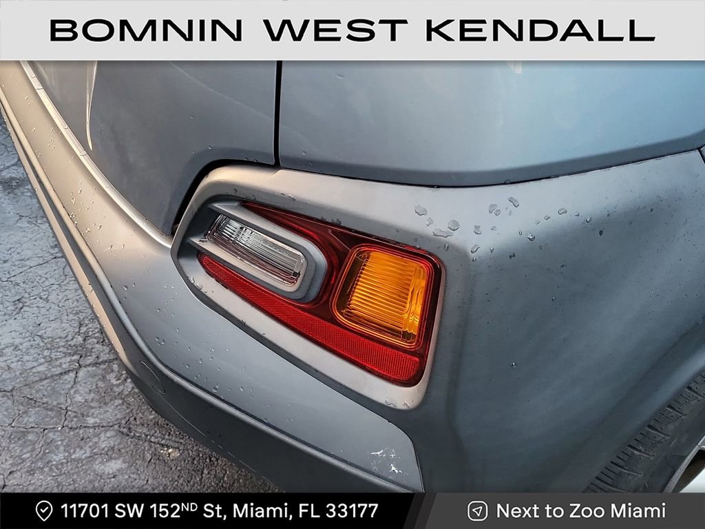 Used 2019 Hyundai Kona SE image 6