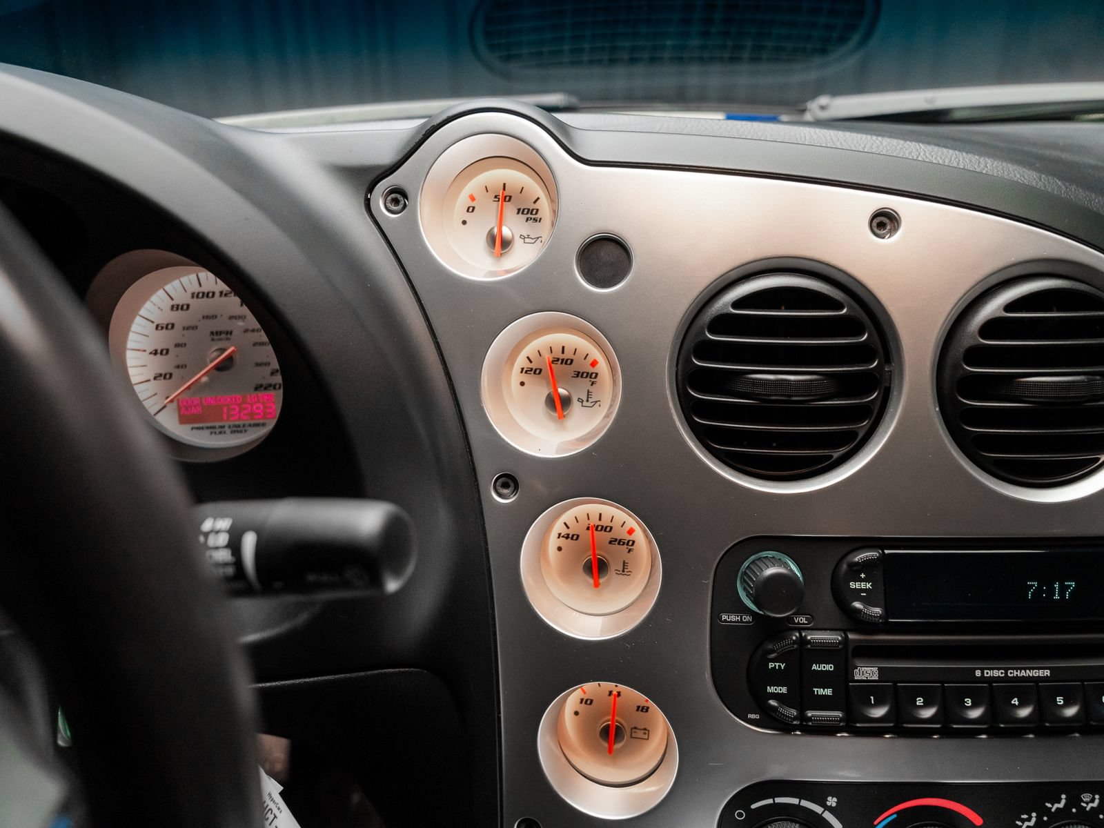 Used 2005 Dodge Viper SRT-10 RWD image 54