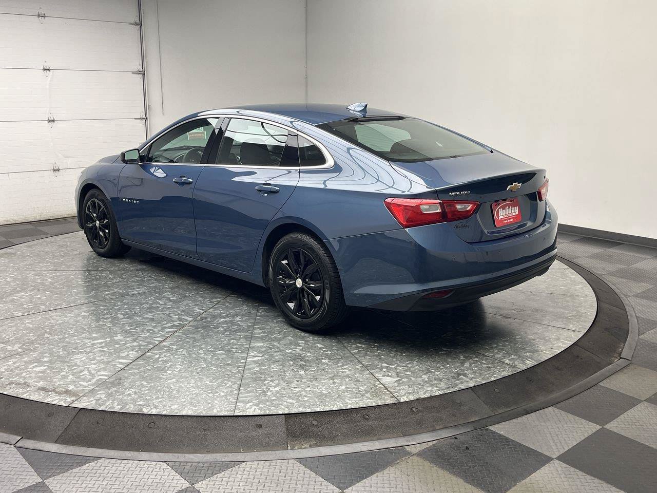 Certified 2024 Chevrolet Malibu LT FWD image 2