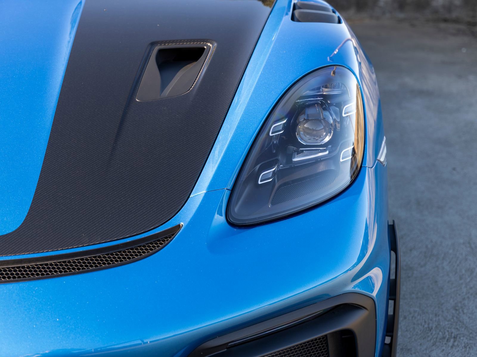 Certified 2024 Porsche 718 Boxster Spyder RS image 17