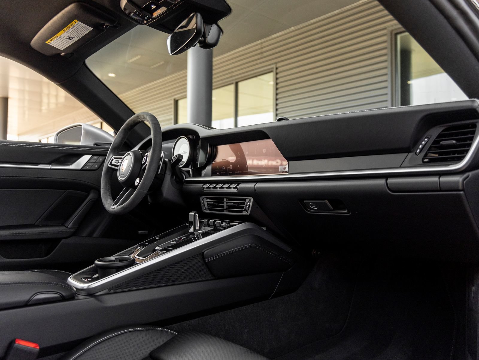 Certified 2024 Porsche 911 Carrera 4 AWD/4WD image 36