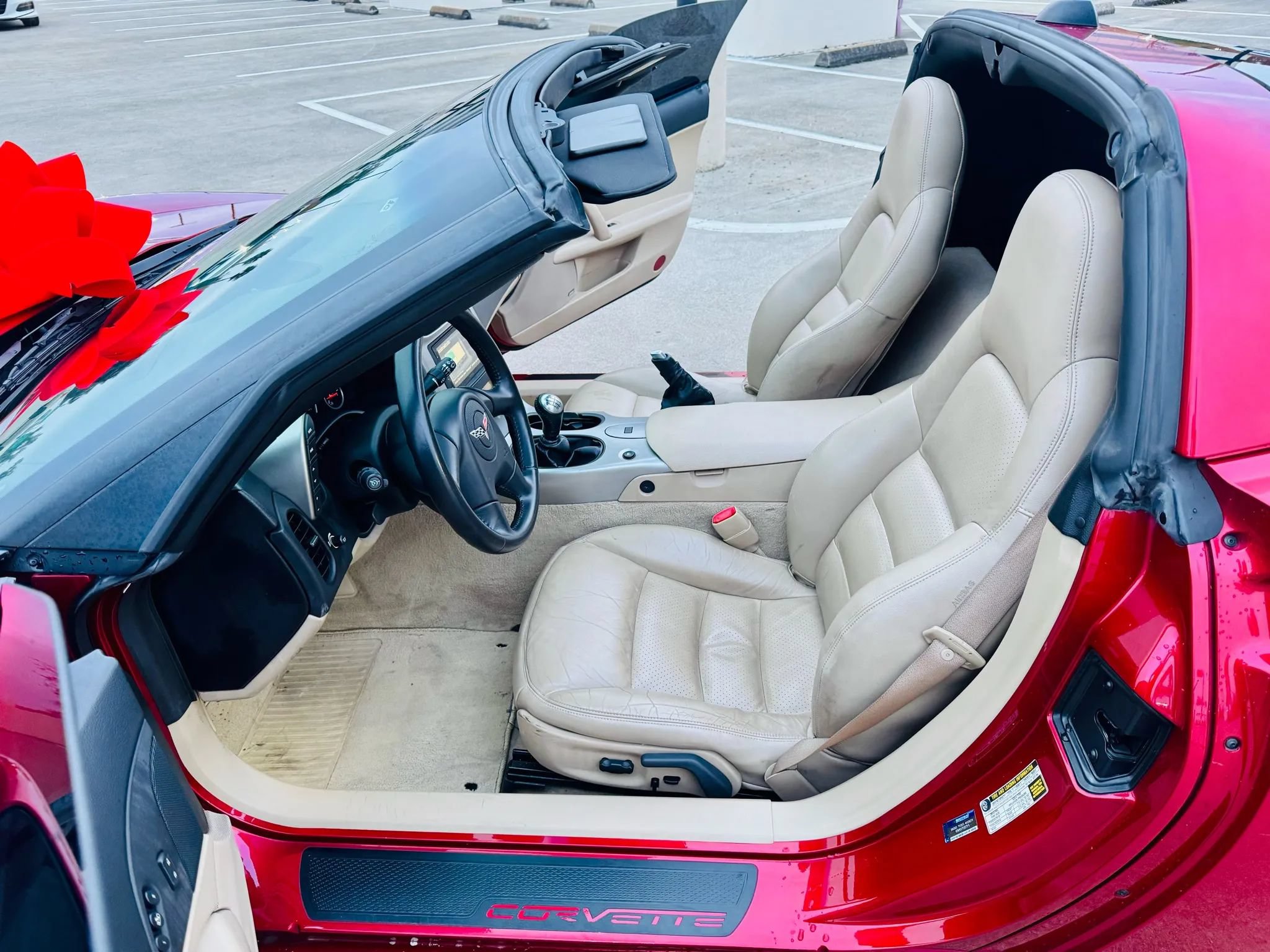 Used 2005 Chevrolet Corvette Coupe w/ Preferred Equipment Group RWD image 35