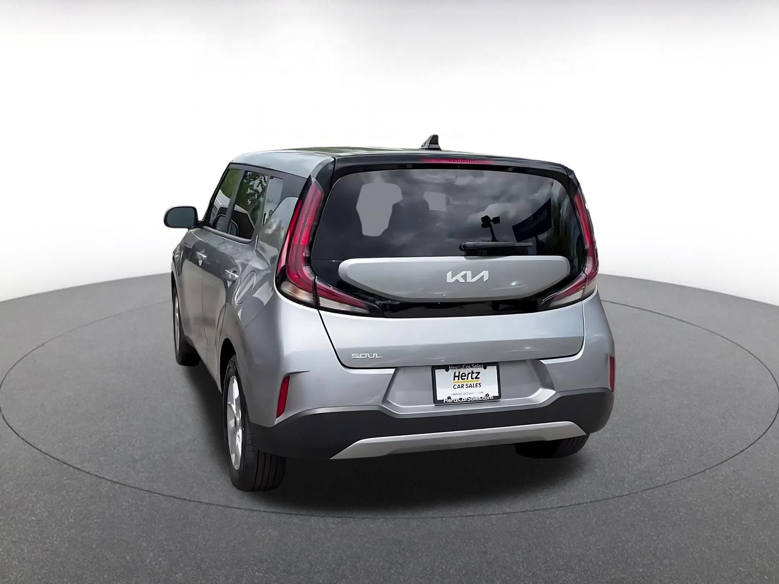 Used 2025 Kia Soul LX w/ LX Technology Package FWD image 10