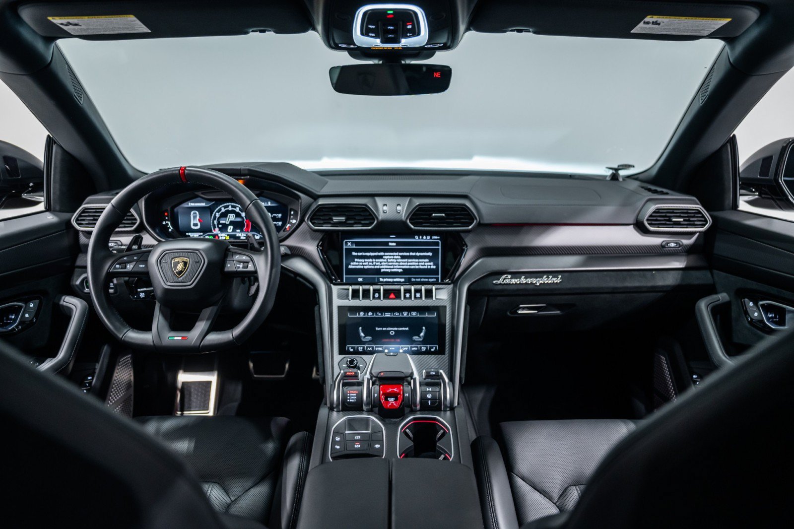 Used 2024 Lamborghini Urus Performante AWD/4WD image 13