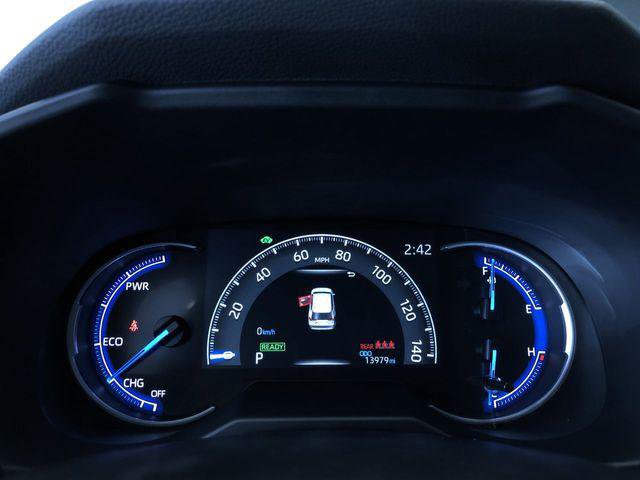 Certified 2025 Toyota RAV4 LE AWD/4WD image 30