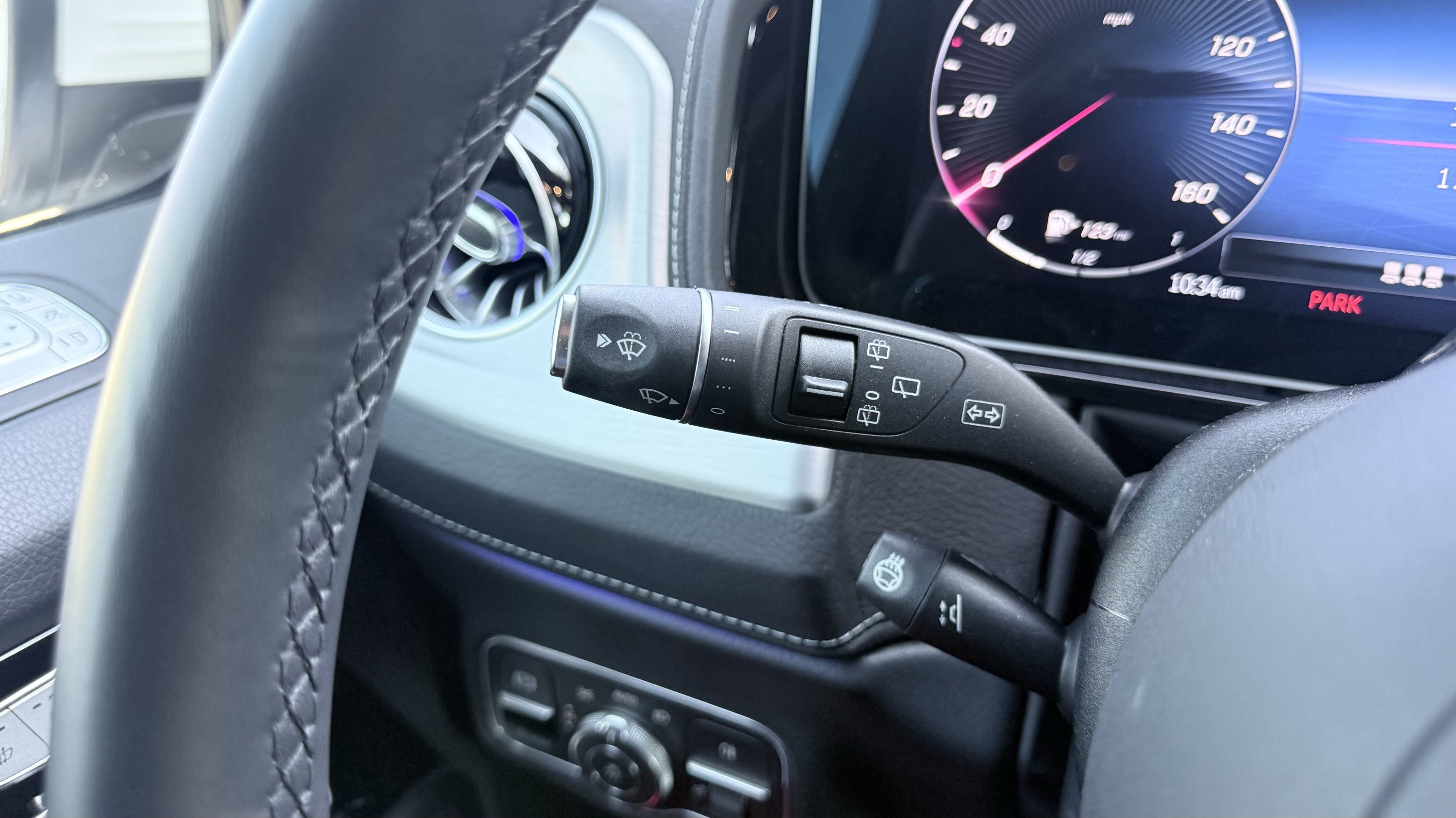 Used 2025 Mercedes-Benz G 550 image 61