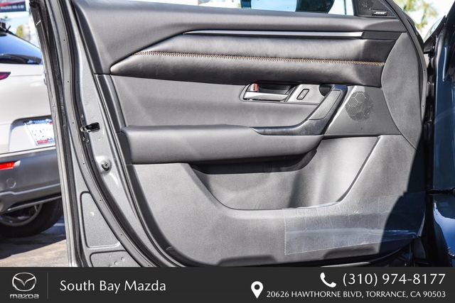 New 2026 MAZDA CX-50 AWD 2.5 Hybrid w/ Cargo Package image 17
