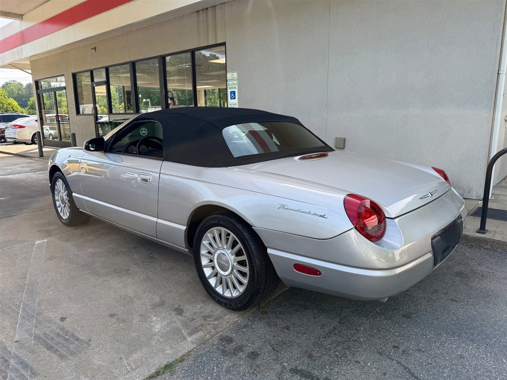 Used 2005 Ford Thunderbird RWD image 9