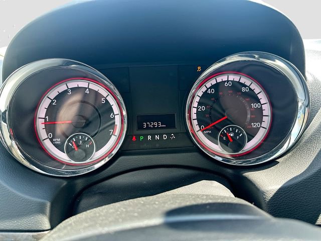 Used 2015 Dodge Grand Caravan American Value Package w/ UConnect Hands-Free Group image 13