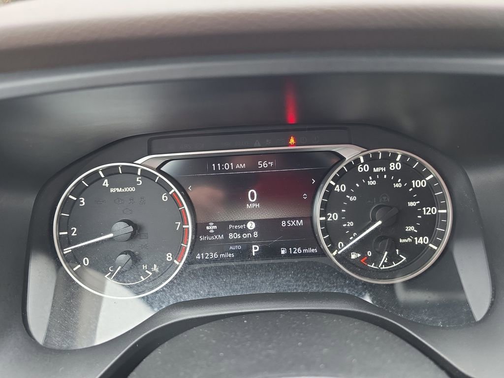 Used 2023 Nissan Rogue SV image 16