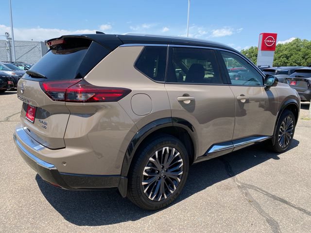Certified 2024 Nissan Rogue Platinum w/ Platinum Premium Package AWD/4WD image 5