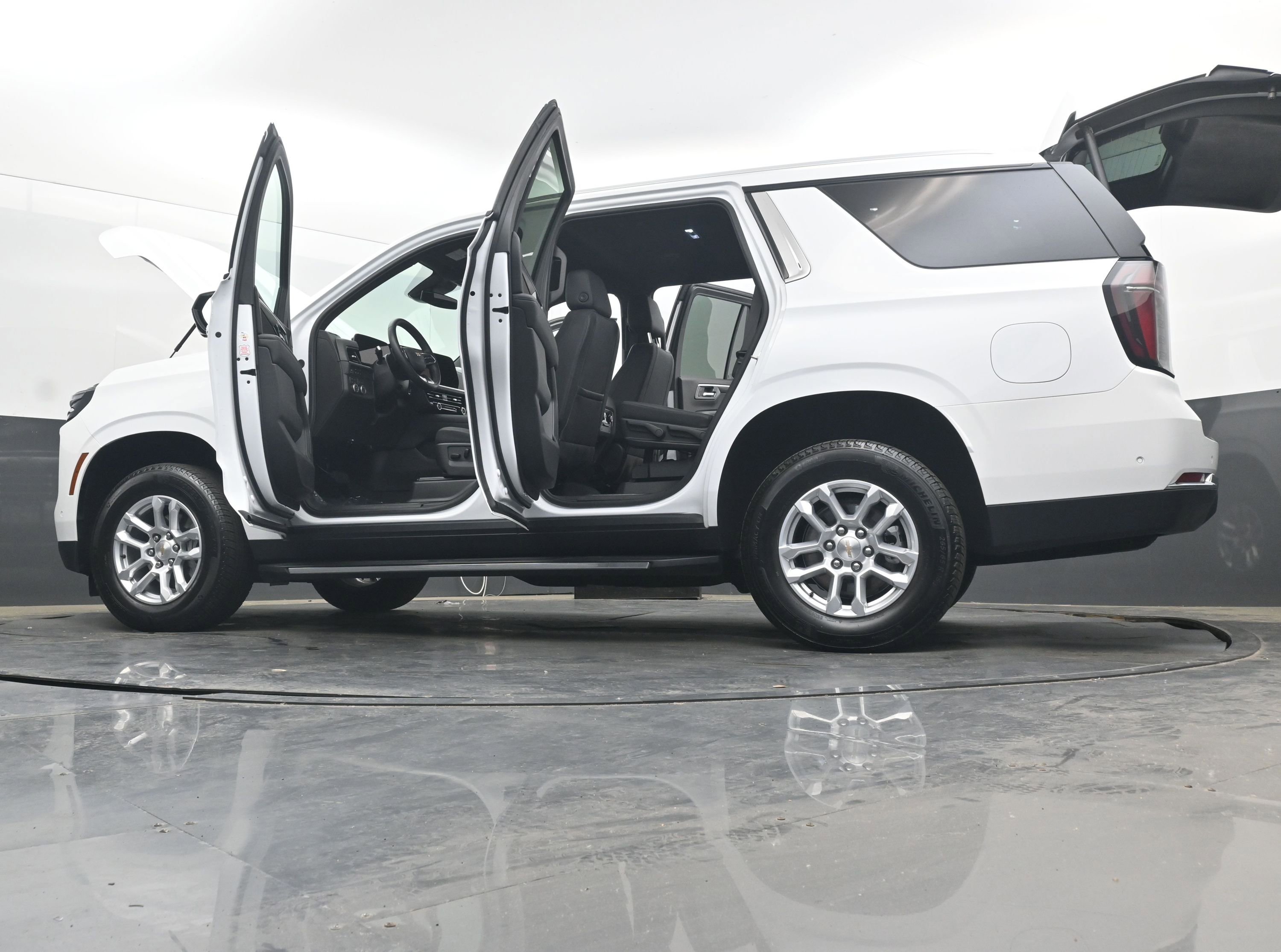 Certified 2025 Chevrolet Tahoe LT AWD/4WD image 43