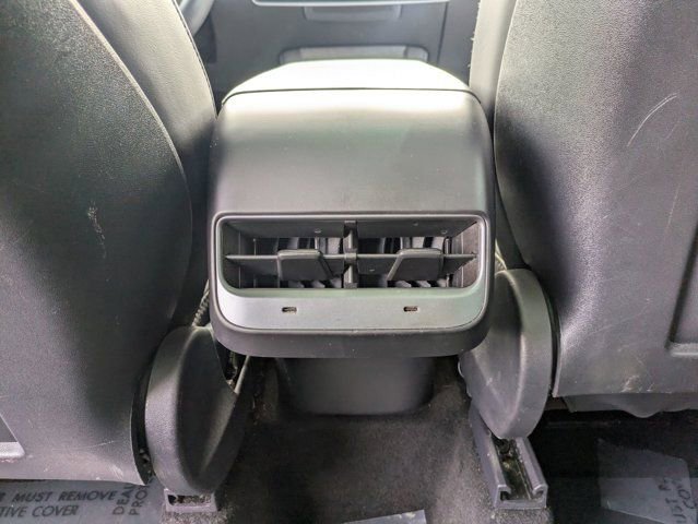 Used 2021 Tesla Model Y Long Range image 28