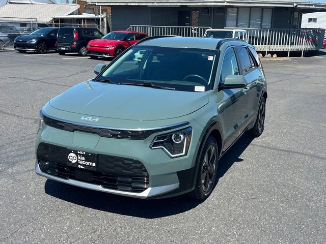 Certified 2023 Kia Niro Wind w/ Wind Preserve Package FWD image 3