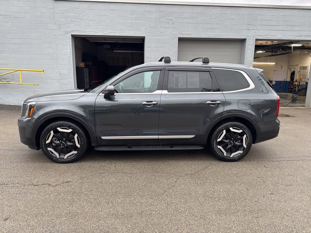 Used 2024 Kia Telluride S image 6