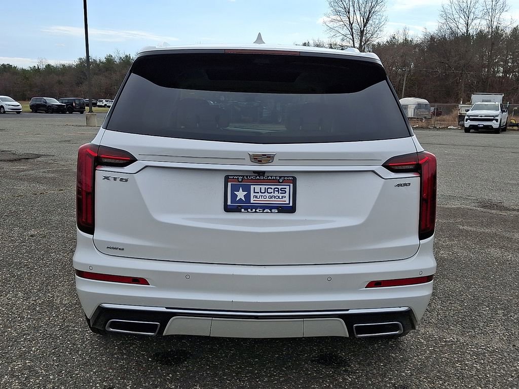 Used 2023 Cadillac XT6 Premium Luxury w/ Technology Package AWD/4WD image 10