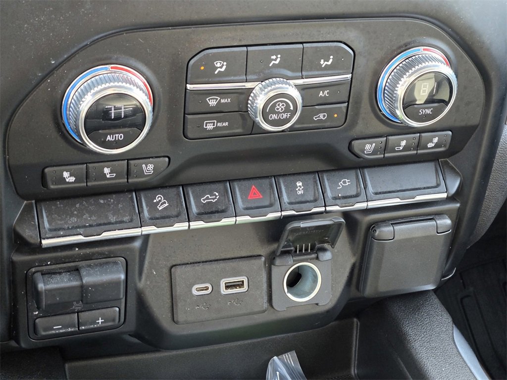 Used 2022 GMC Sierra 1500 SLT w/ SLT Premium Package image 16