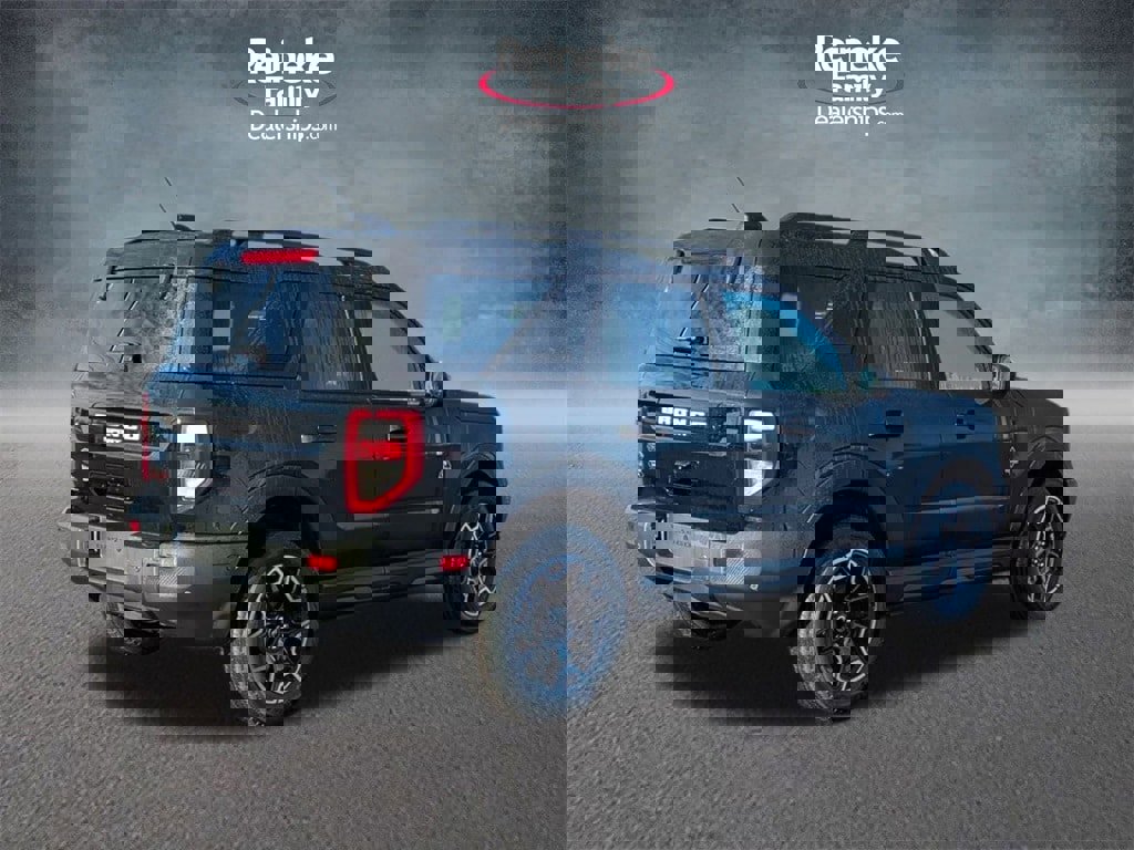 New 2025 Ford Bronco Sport Outer Banks image 5