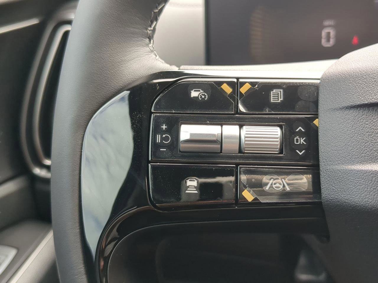 New 2026 Kia Sorento EX image 17