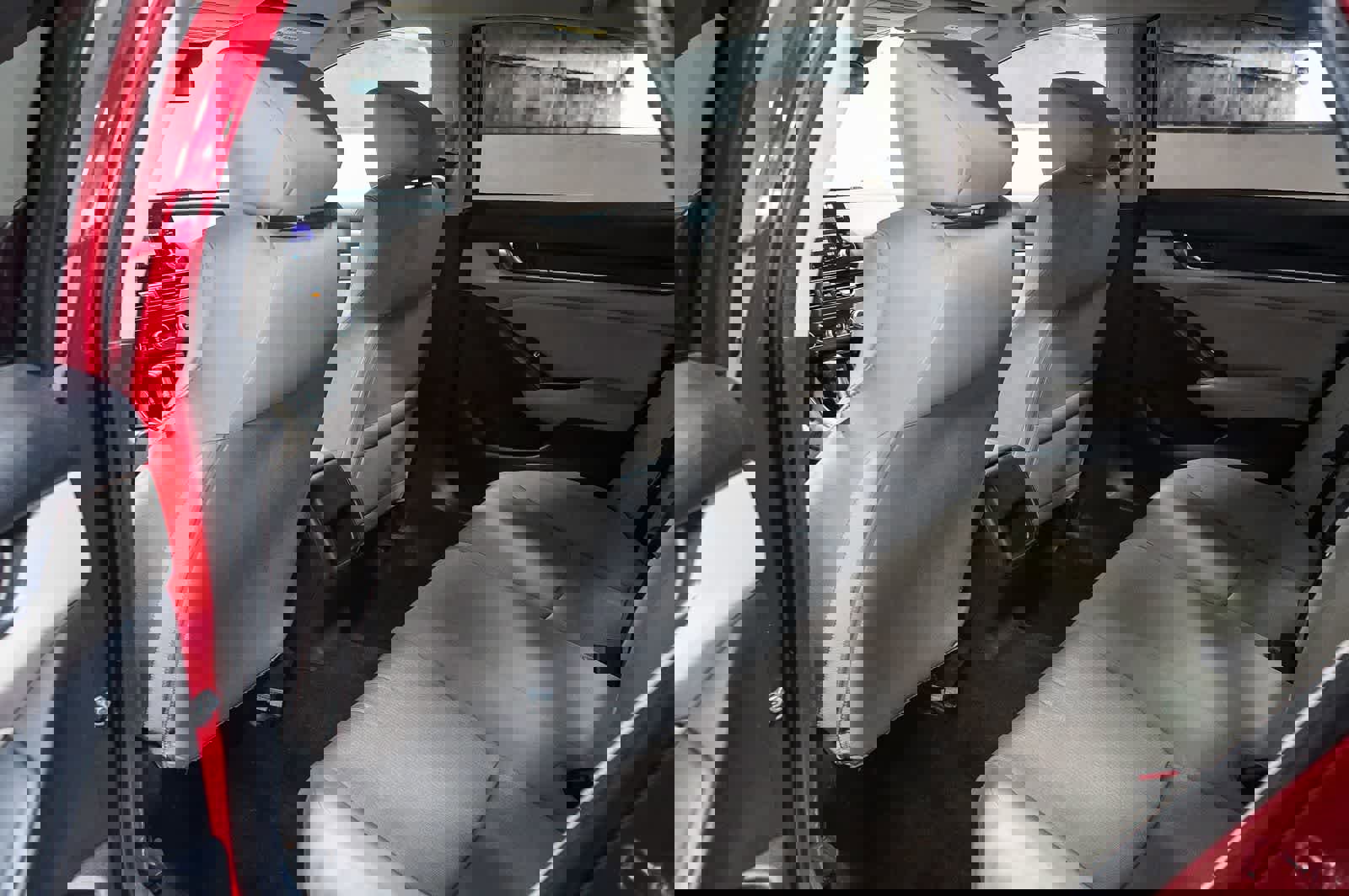 Used 2018 Honda Accord LX image 18