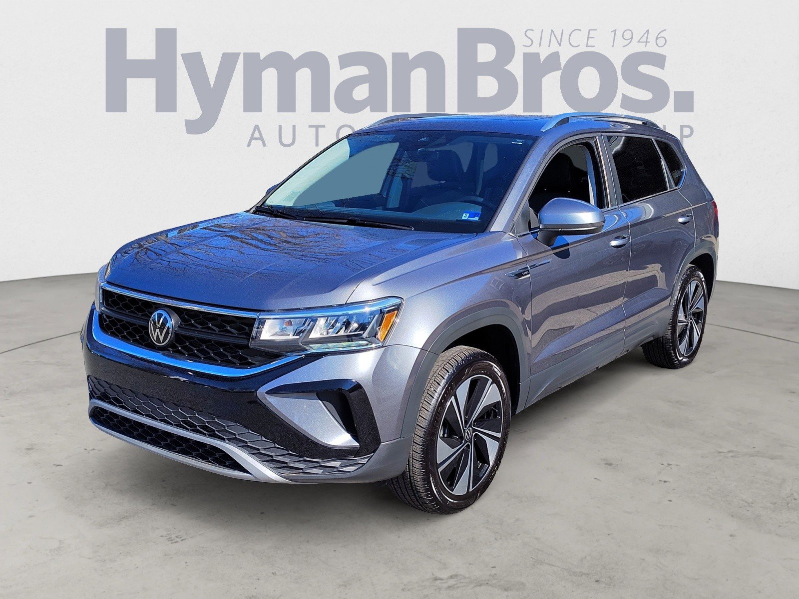 Used 2024 Volkswagen Taos SE w/ Panoramic Sunroof Package image 7