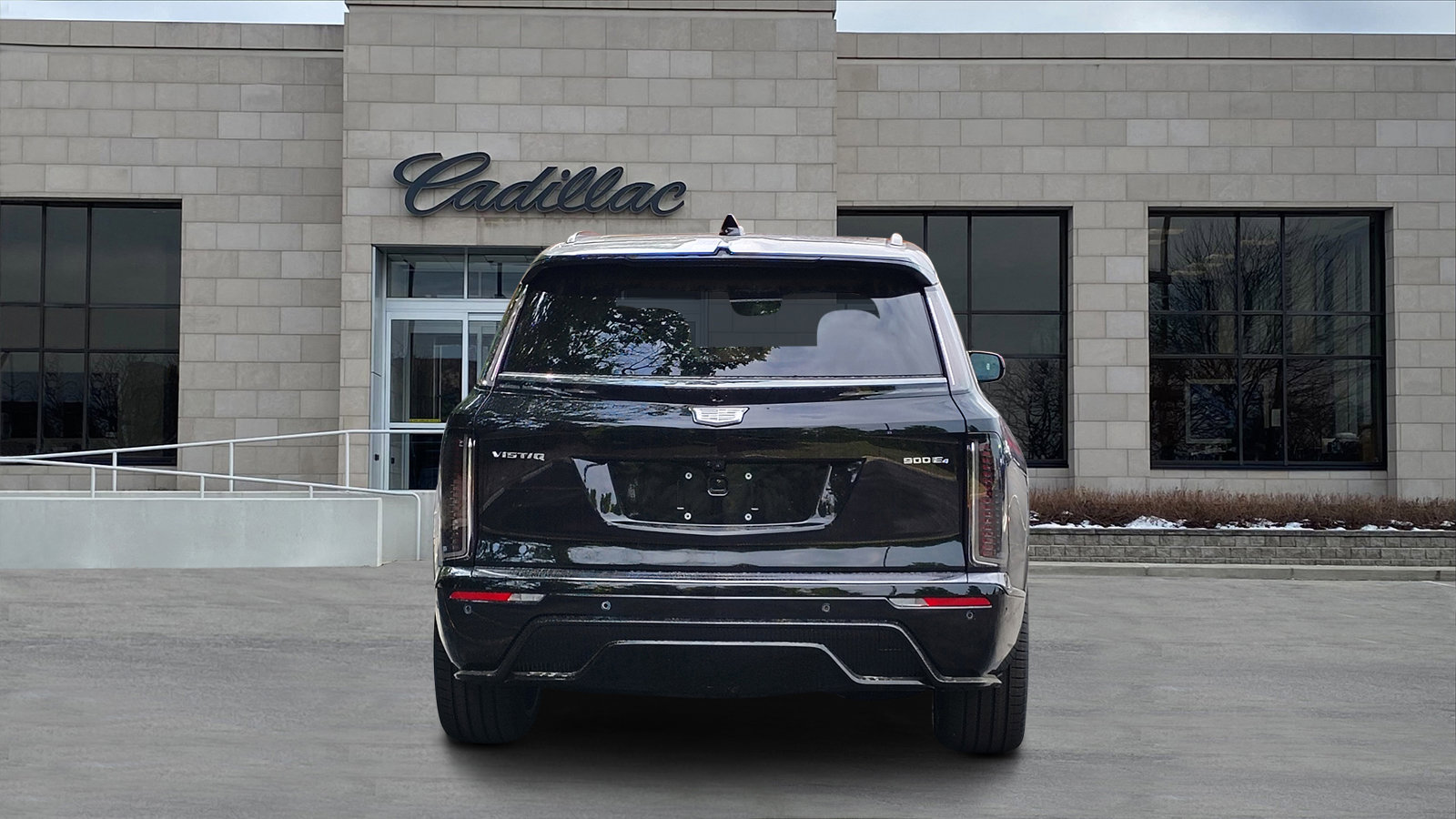 New 2026 Cadillac Vistiq Platinum w/ LPO, Floor Liner Package image 6