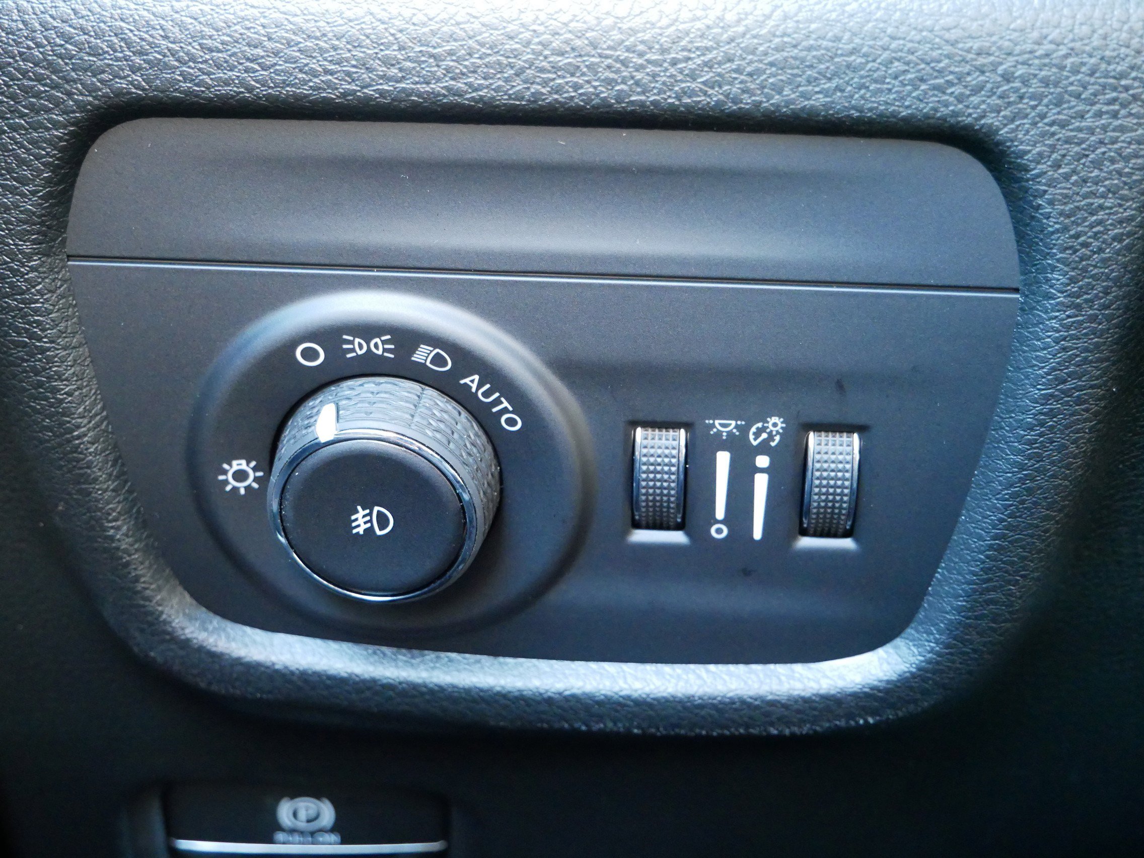 New 2026 Jeep Grand Cherokee Limited w/ Limited Altitude Package image 18