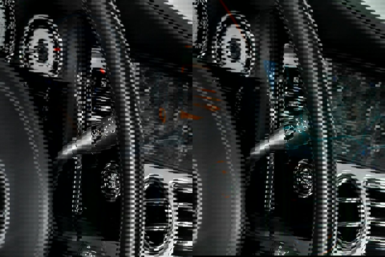 Used 2014 Rolls-Royce Wraith image 31