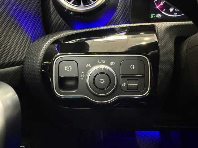 Used 2025 Mercedes-Benz CLA 250 image 18