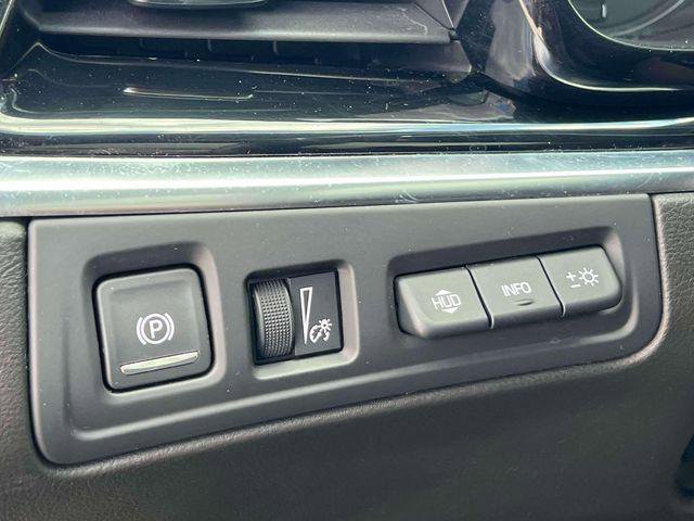 Used 2024 Cadillac XT6 Premium Luxury w/ Technology Package image 22