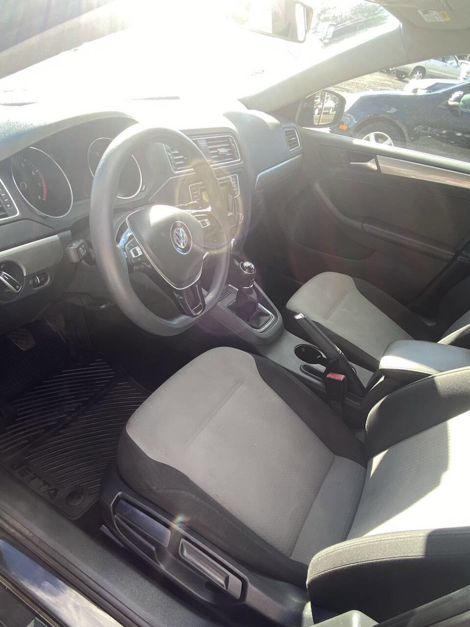 Used 2017 Volkswagen Jetta S FWD image 11