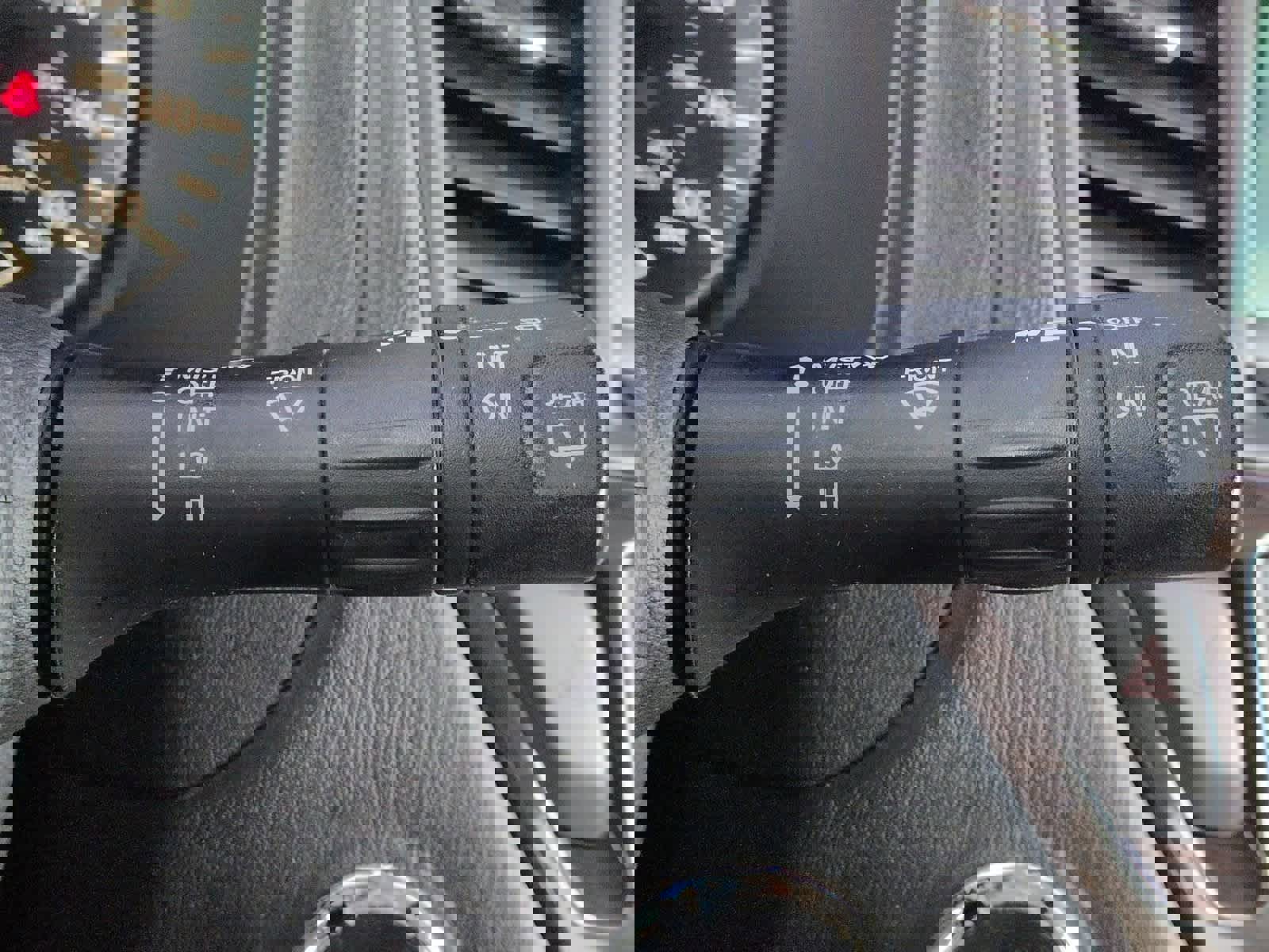 Used 2016 Nissan Pathfinder SL image 26