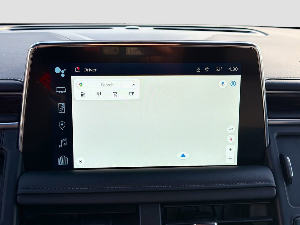 Used 2024 Chevrolet Suburban LT image 33