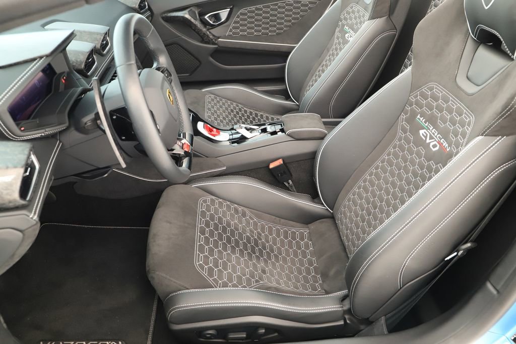 Used 2022 Lamborghini Huracan EVO image 23