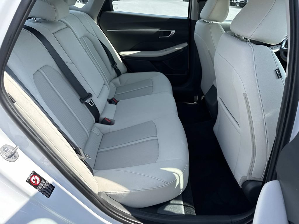 Used 2023 Hyundai Sonata SEL FWD image 21