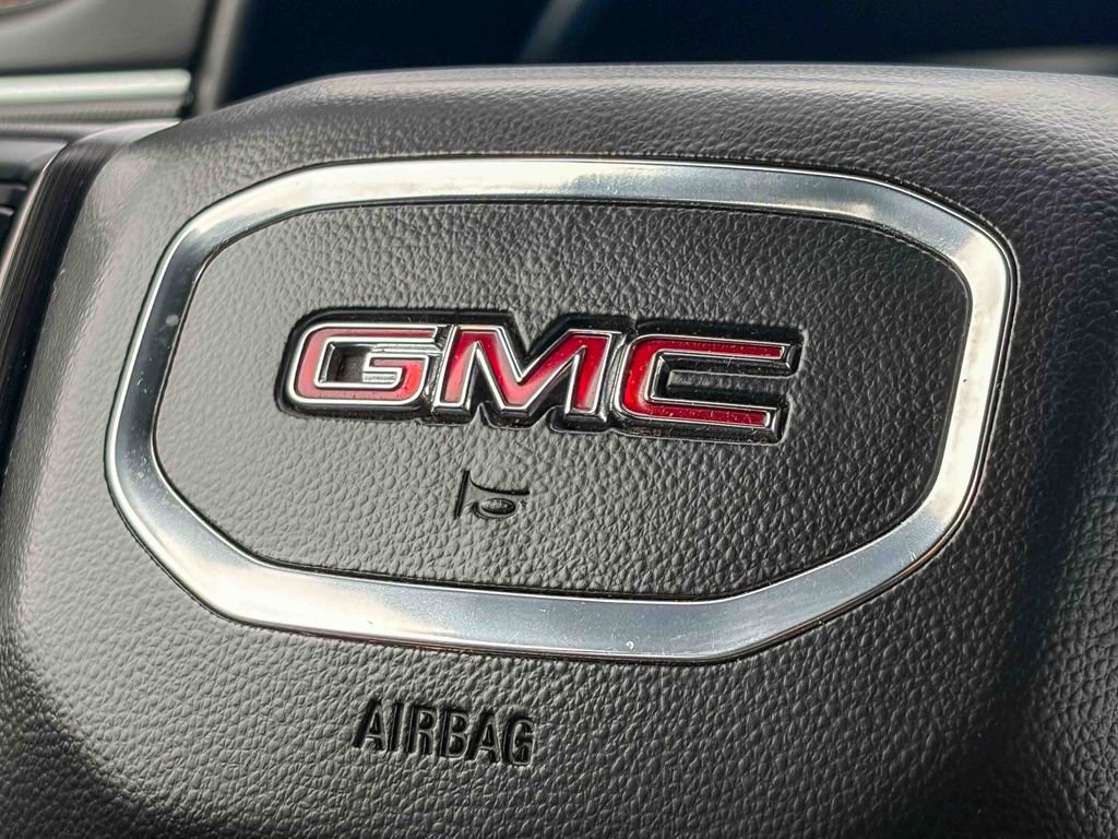 Used 2022 GMC Yukon XL AT4 image 23