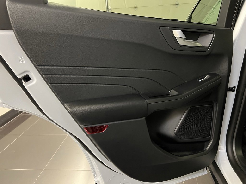 New 2026 Ford Escape SE image 29